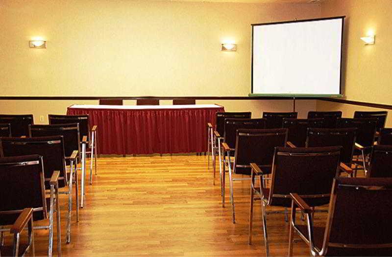 Quality Inn & Suites Downtown Уиндзор Екстериор снимка