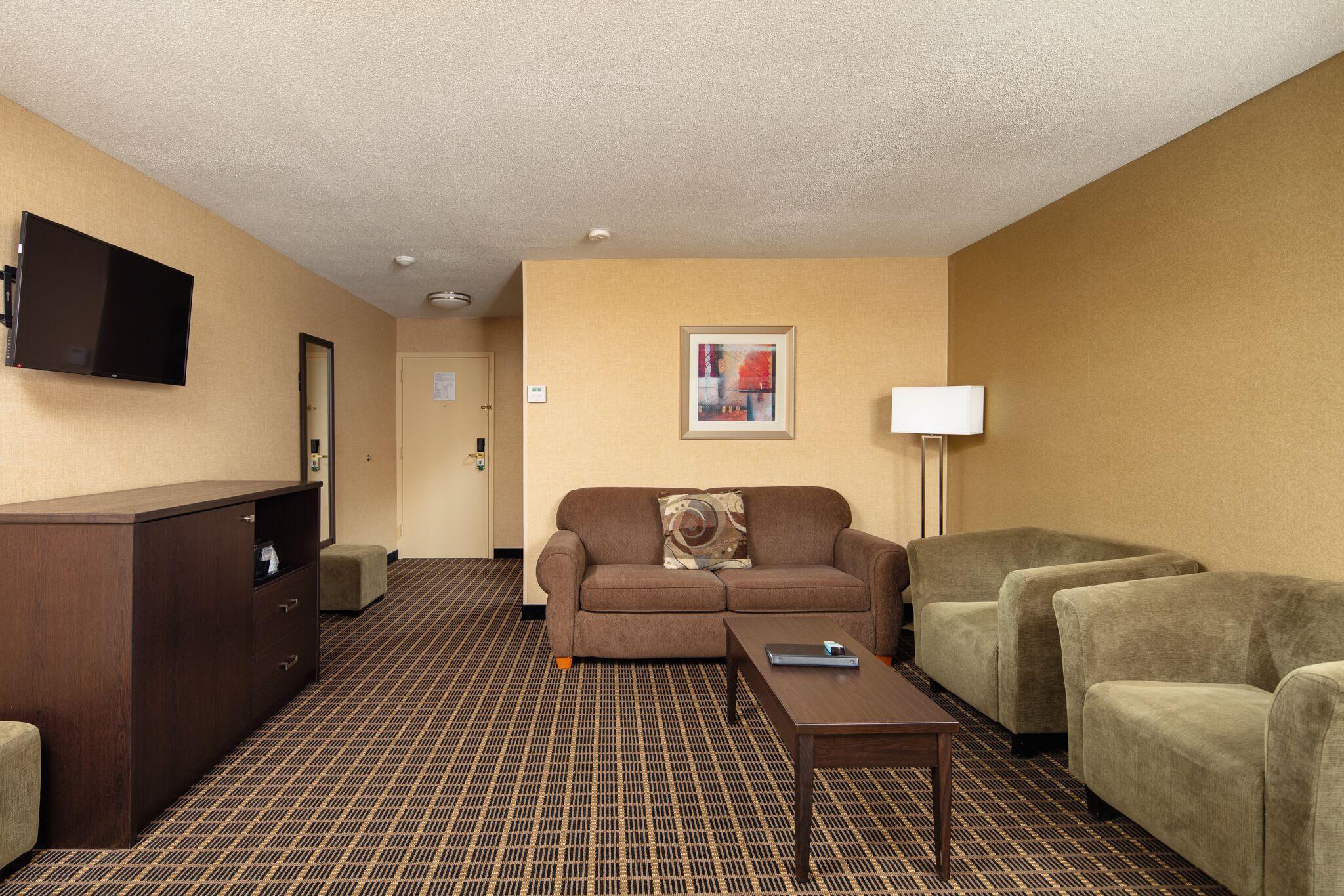 Quality Inn & Suites Downtown Уиндзор Екстериор снимка