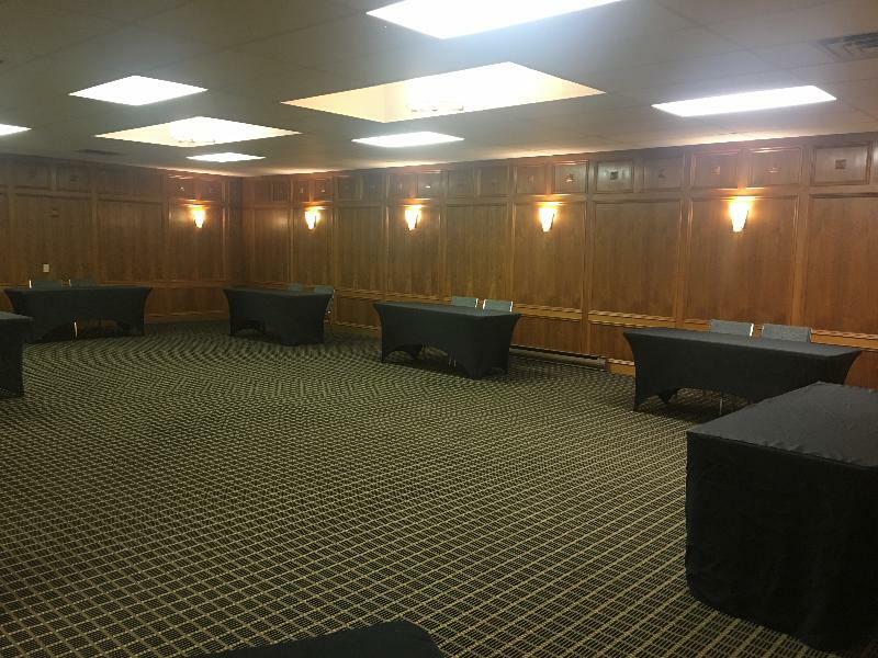 Quality Inn & Suites Downtown Уиндзор Екстериор снимка